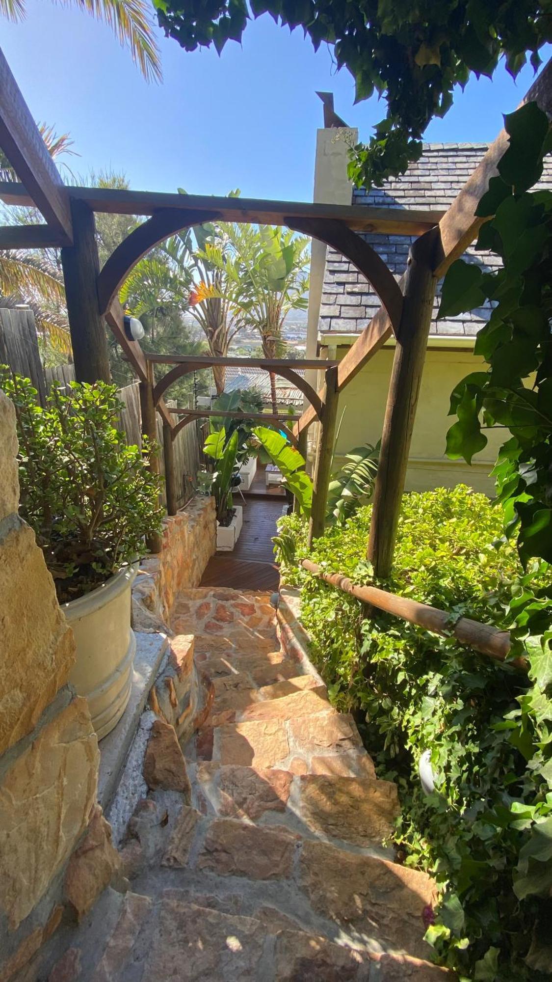 African Violet Guest Suites Noordhoek Exterior foto